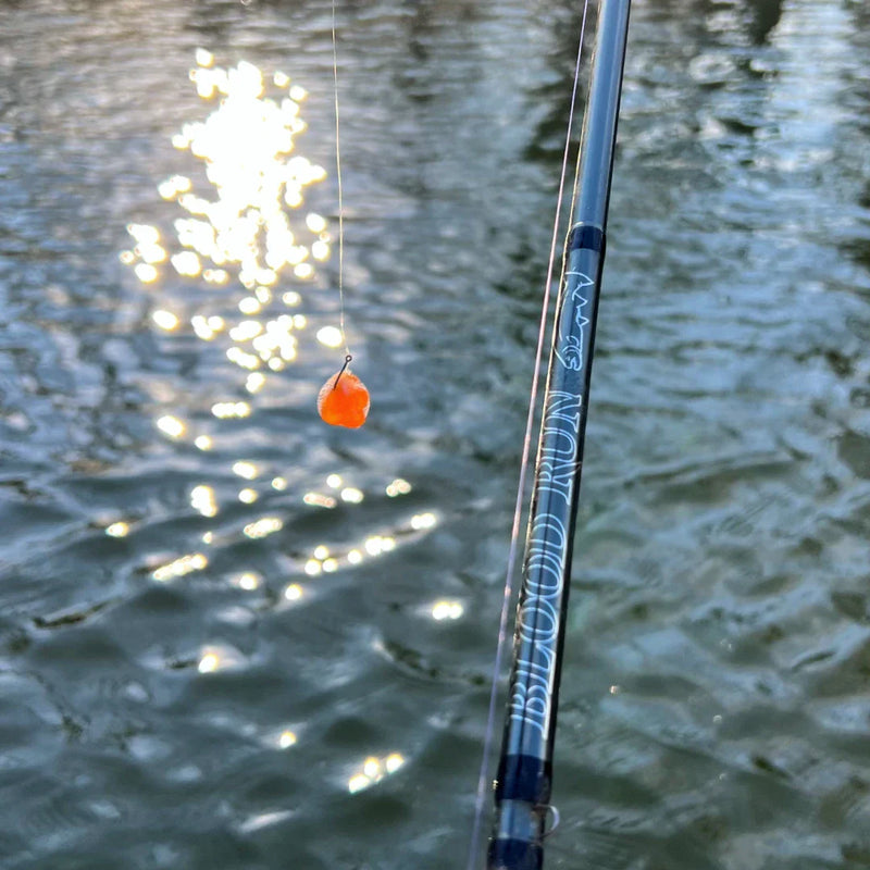 Blood Run Tail Out Hook